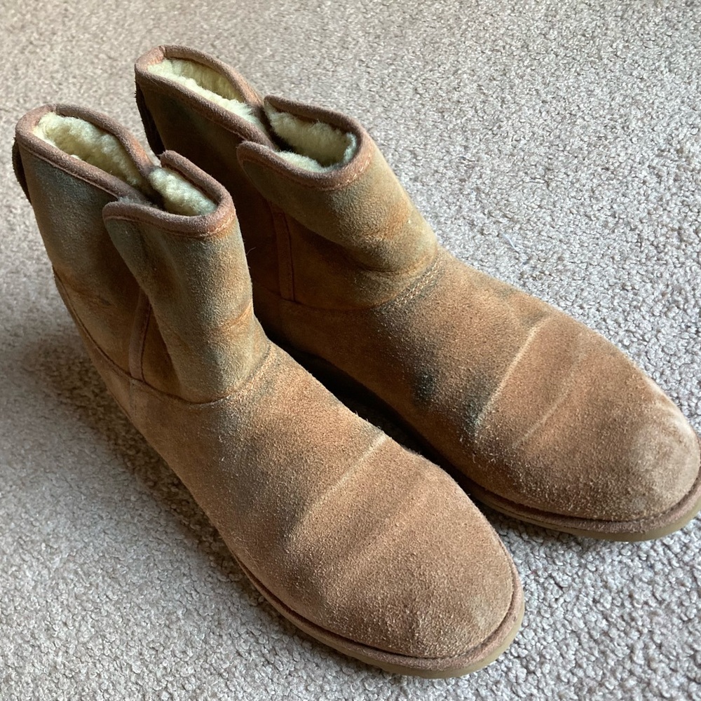 UGG  Brown Suede Boots